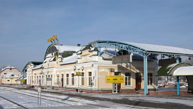 Здание вокзала Бобруйск зимой